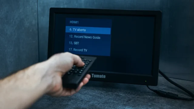 3 Melhores TV 14 polegadas com garantia nacional