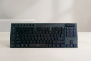Guia de Compra: 3 Melhores Teclados Mecânicos Gamer Sem Fio Logitech G915 X LIGHTSPEED