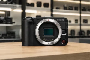 Canon EOS R50 V 14-30 ou rivais: qual mirrorless escolher?
