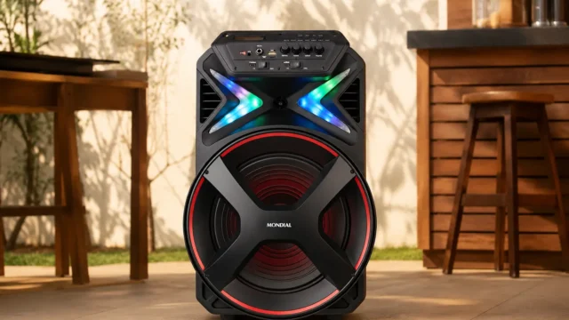 Mondial Connect Lights Plus ou CM-400: qual caixa amplificada faz sentido?