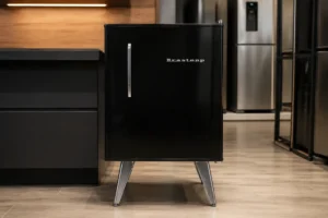 Brastemp Retrô 76L: Classic Black ou Marsala muda o ambiente