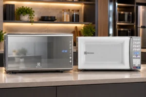 Electrolux MI41S ou MEO44: painel espelhado ou 3 litros a mais