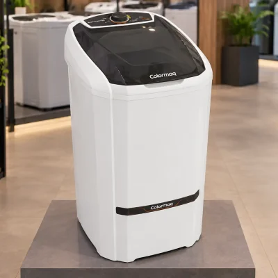 Colormaq 12 kg automatiza a rotina; a LCS10 exige mais participação